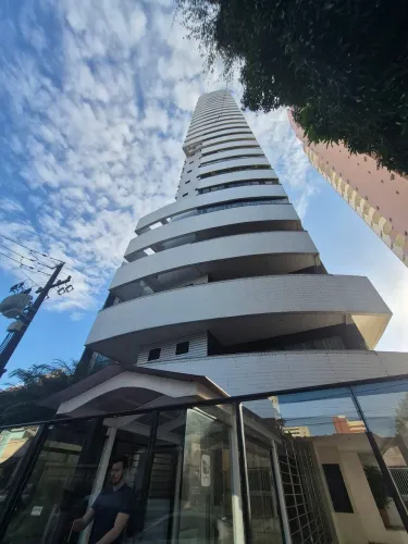 120m² - no centro de Belém - 3 suítes + Gabinete - 2 vgs - R$ 940.000.000
