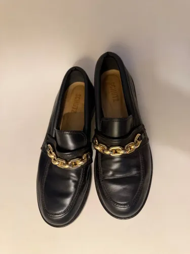 Mocassim Feminino Couro Corrente Schutz