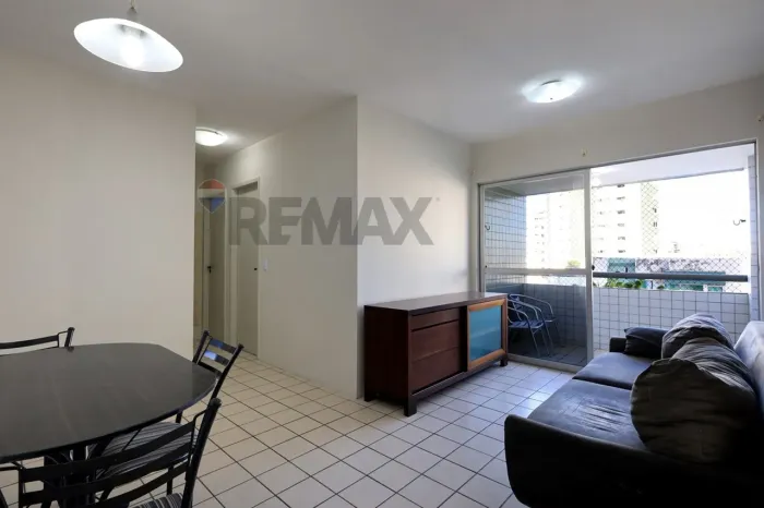 Apartamento nascente de 69m quadrados com 3 quartos, sendo 1 suíte. 1 Garagem coberta.