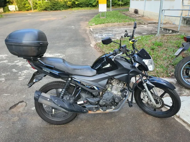 Yamaha Factor 150 2023 - Muito conservada | Completa de acessórios