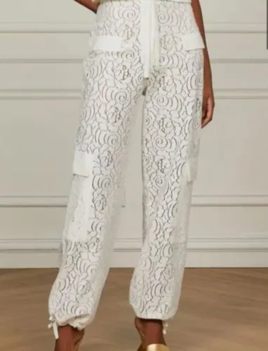 ANIMALE calça com bolsos, linda, comprei 38 e não consegui trocar por 36 é nova pague $749