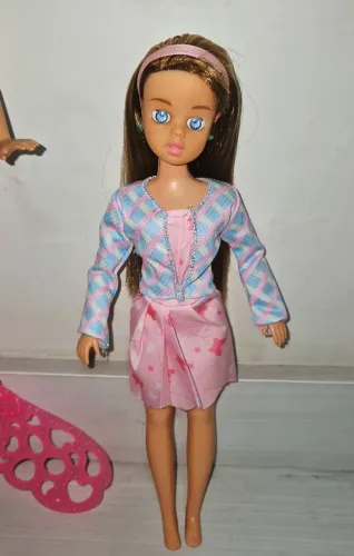 Suzi Estrela custom