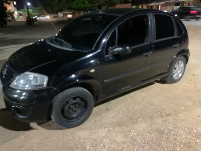 Citroen C3 GLX 1.4/ GLX Sonora 1.4 Flex 8V 5P 2011