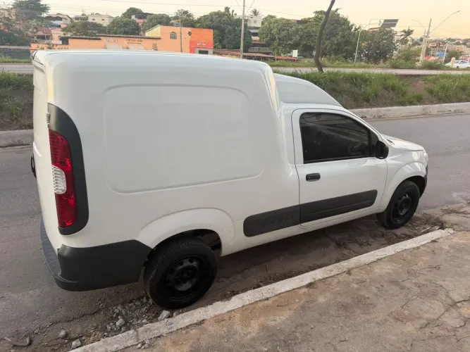 Fiat Fiorino Furgão Work. Hard 1.4 Flex 8V 2P 2021