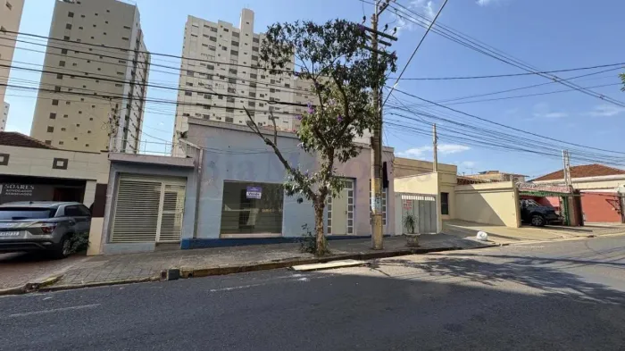 Imóvel comercial á venda no Centro de Ribeirão Preto com 184,09m²