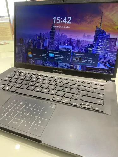 Notebook ASUS ExpertBook