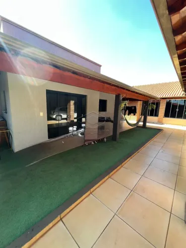 LINDA CASA AMPLA