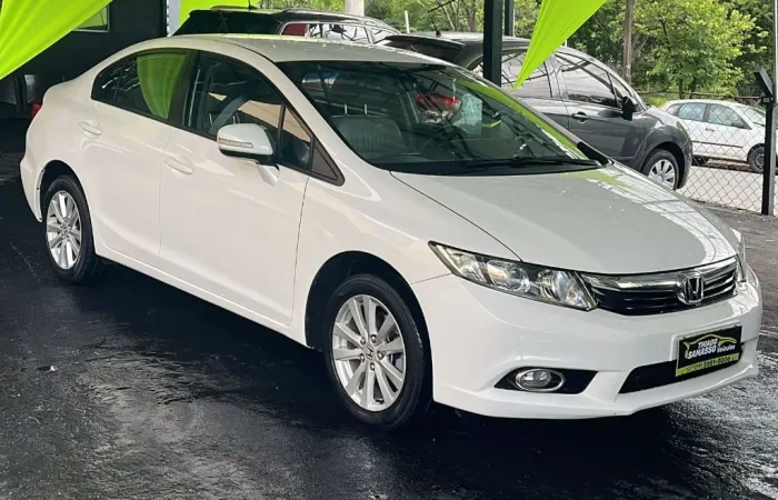 Honda Civic Sedan LXR 2.0 Flexone 16V Aut. 4P 2014