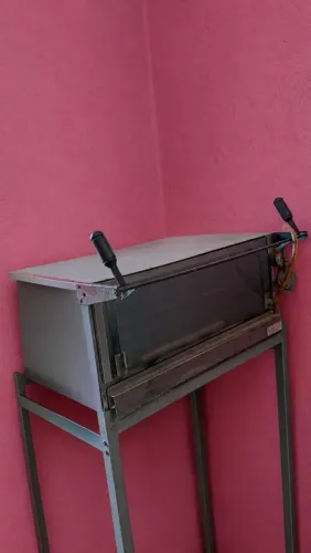 Forno e cafeteira industrial