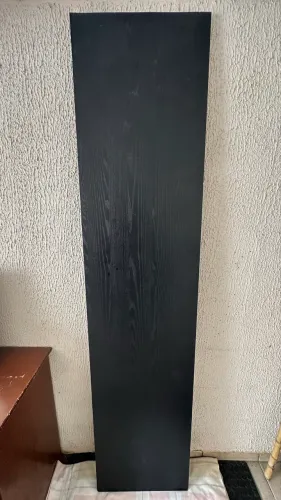 Bancadas/ tábuas/ pranchas em MDF que eram mesas de bancada em ótimo estado! Na cor preta 