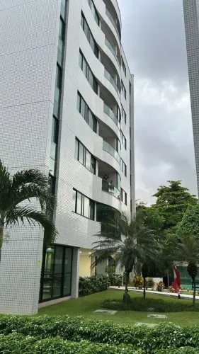 Lm vende gracioso apartamento no Poço da Panela com 88 m2