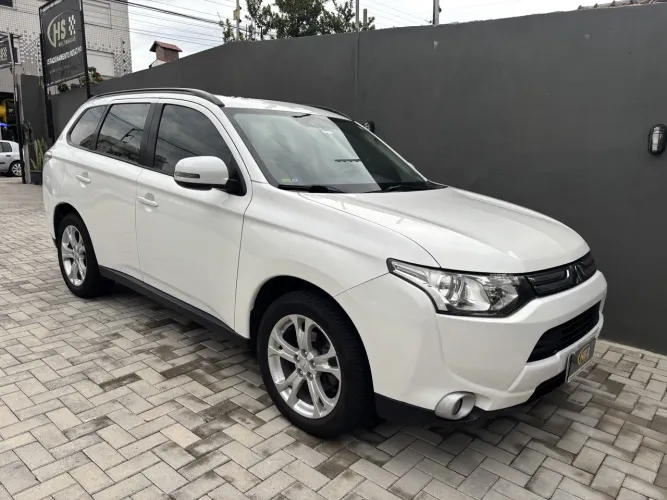 Mitsubishi Outlander 2.0 16V 160cv Aut. 2015
