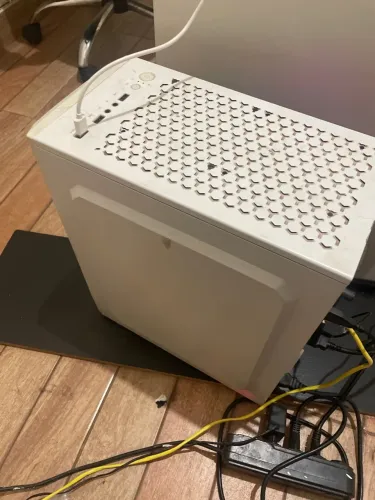 Pc gamer com monitor 200 hz
