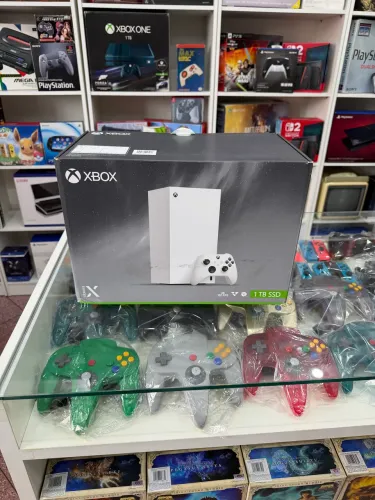 Vendo Xbox Séries X Branco All Digital - Novo Lacrado - Pego seu usado