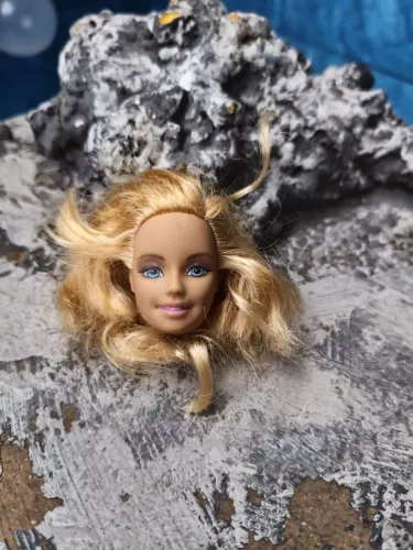 Barbie a princesa e a Plebeia Annelise cabeça 