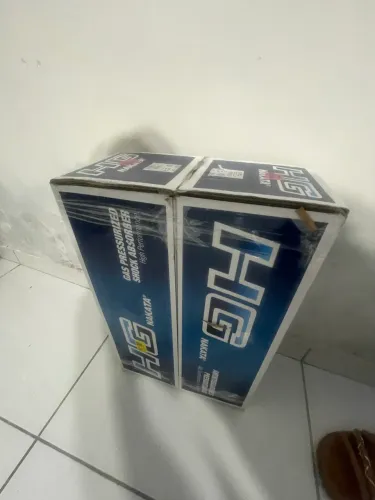 Amortecedor dianteiro + coifas e batentes Nakata ( spacefox, fox. Polo, gol )