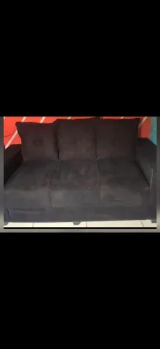 Vendo sofá 3 lugares ta em bom estado