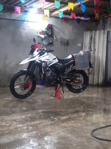 Lander XTZ 250 2020