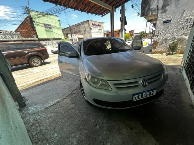 Volkswagen Voyage Trend 1.6 MI Total Flex 8V 4P 2012