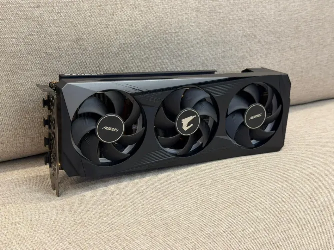 RX 6700 XT 12GB AORUS