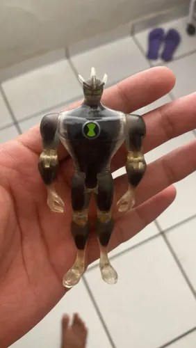 Alien X Defender Bandai Raro