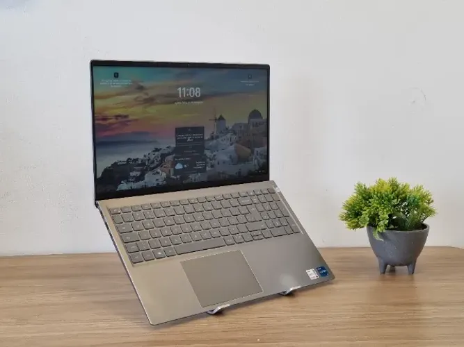 Notebook Dell Inspiron 15 5510 - Core i5 | 11ª Ger | 256GB SSD | 8GB DDR4 | 15.6"