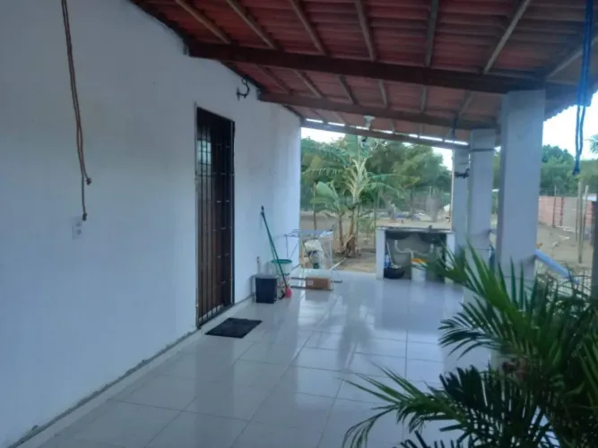 Vendo/Troco recebo carro, sítio na estrada de Monte Alegre com 2.600m2