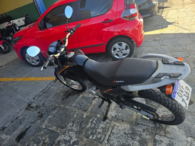Moto só pegar e rodar ...