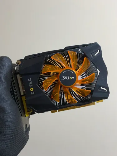 Placa de Vídeo GeForce GTX 750 2GB Zotac