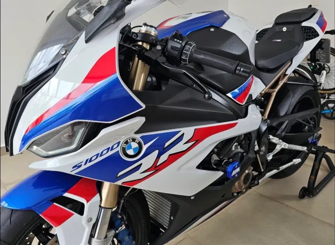 S 1000rr M pack só 11.000 km