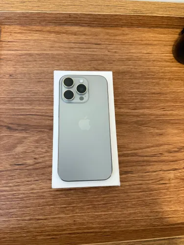 VENDO - IPhone 16 Pro - Natural Titanium 256GB