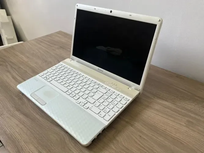 Notebook Sony VAIO I7 / 8GB / SSD / Tela 15''6