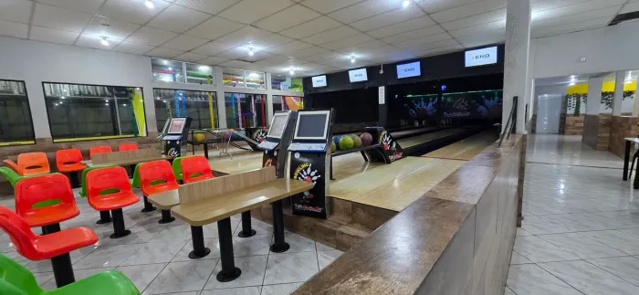 VENDO 4 PISTAS DE BOLICHES