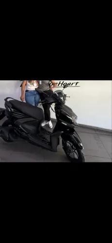 Vendo moto Zr da Yamaha