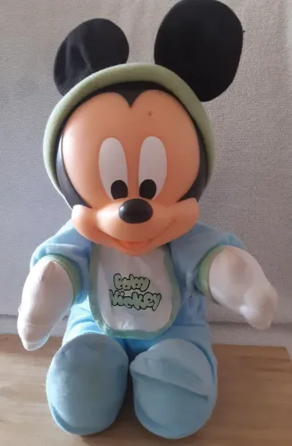 Mickey  Baby  original  antigo em bom estado  de  conservação 