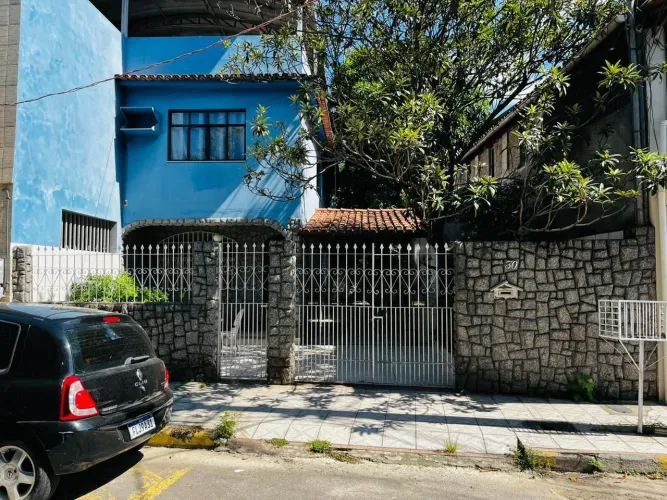 Aluga-se 