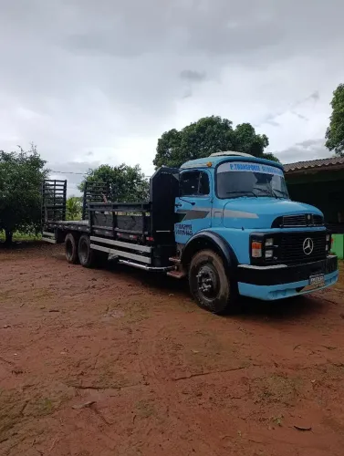 Vendo caminhão prancha fixa ou troco por colhedeira