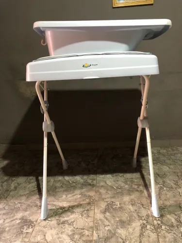 Banheira com suporte
