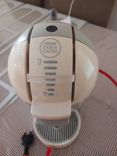 Máquina de Café Dolce Gusto Arno - Prática e Elegante