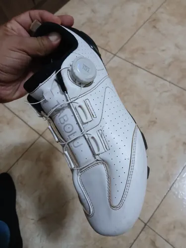 Sapatilha de ciclismo Tabolu importada zerada