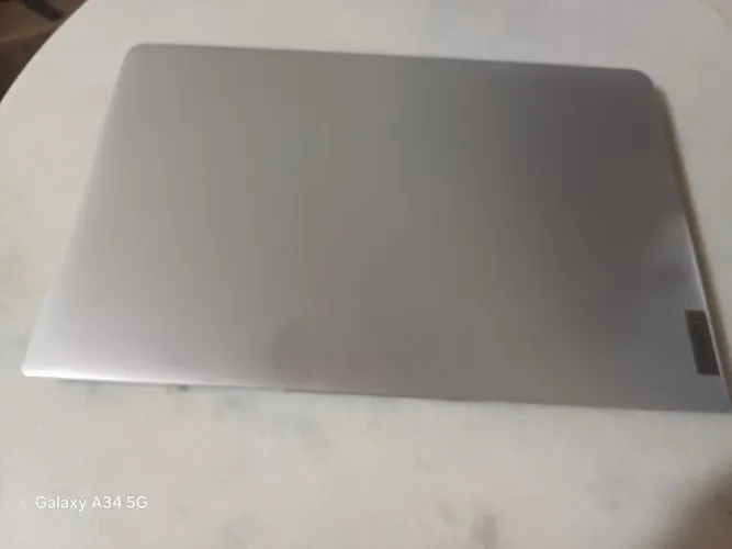 Notebook lenovo I5 acompanha uma mochila e uma pasta de mão