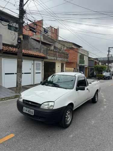 Ford Courier 1.6 L/ 1.6 Flex 2009