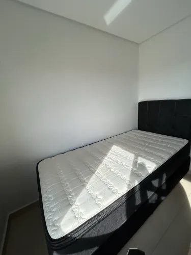Cama de Solteiro King Semi-novo