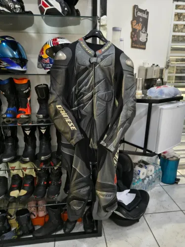 Macacão Dainese 54 Eur Laguna seca D IMPECAVEL UMA PECA