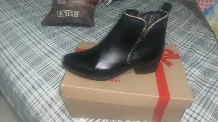 Bota Feminina Casual Cano Curto Salto Baixo Com Ziper Moda Blogueira