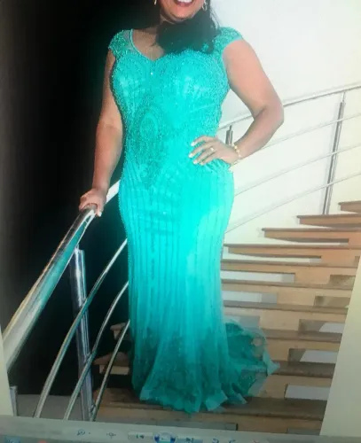 Vestido de festa verde esmeralda com pedras, vesti do 44 ao 46