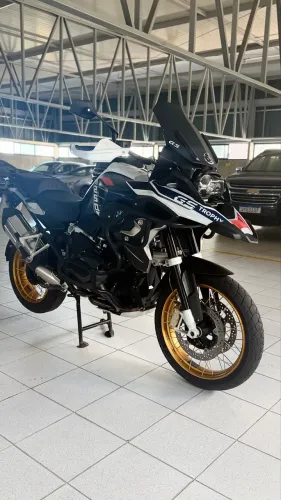 BMW R1250 Trophy 2024 novíssima oportunidade!