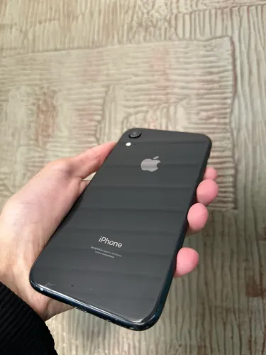 iPhone XR 