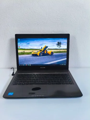 Notebook Positivo excelente para estudo