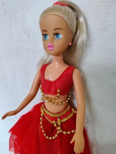 Para Colecionadores Boneca Susi Odalisca "Festa a Fantasia" 1999/00.